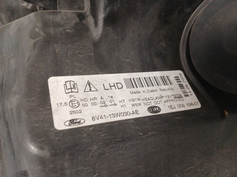 Recambio de faro izquierdo para ford kuga i 2.0 tdci referencia OEM IAM 8V4113W030  