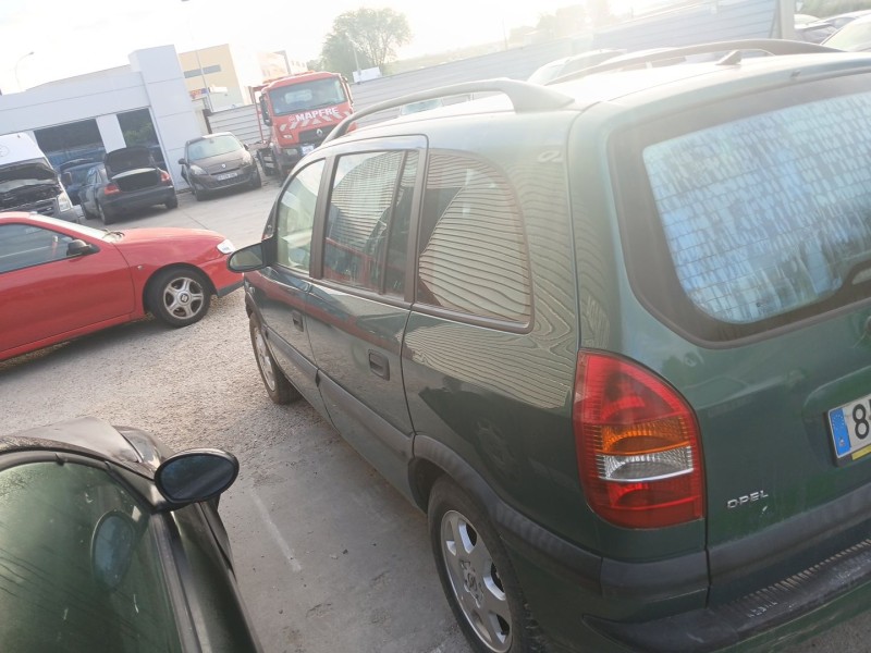 opel zafira a monospace (t98) del año 2001
