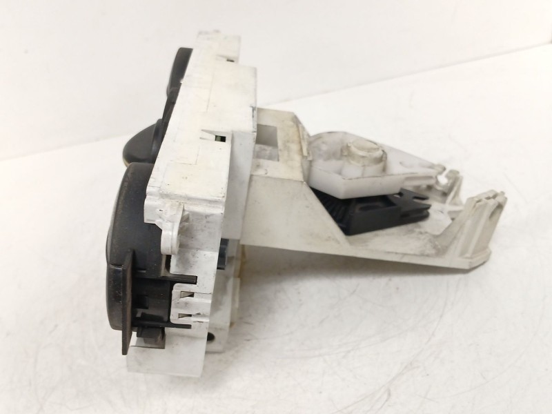 Recambio de mando calefaccion / aire acondicionado para nissan primera berlina (p11) 2.0 16v cat referencia OEM IAM  9280 