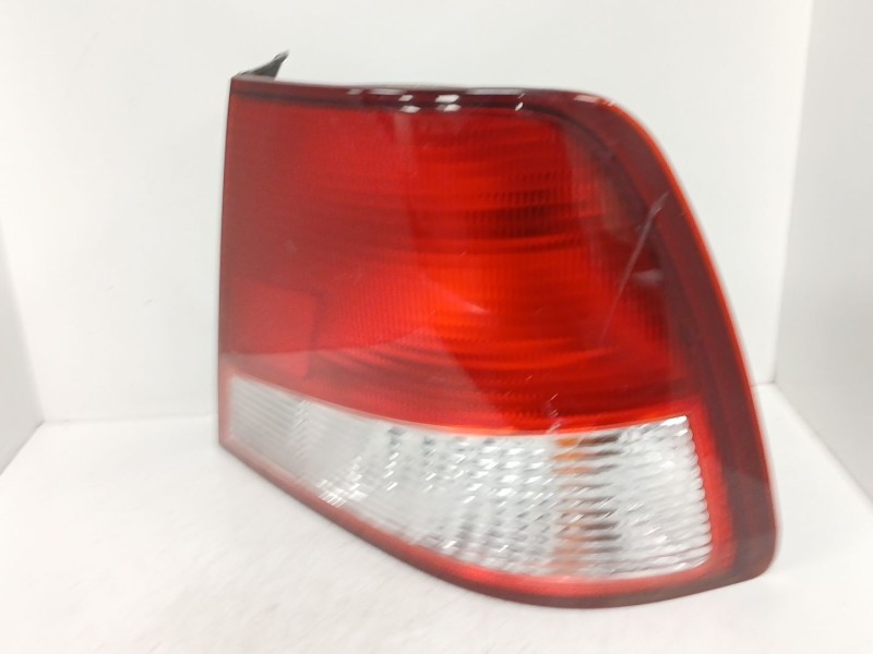 Recambio de piloto trasero derecho para hyundai accent (lc) 1.3 cat referencia OEM IAM  12866 