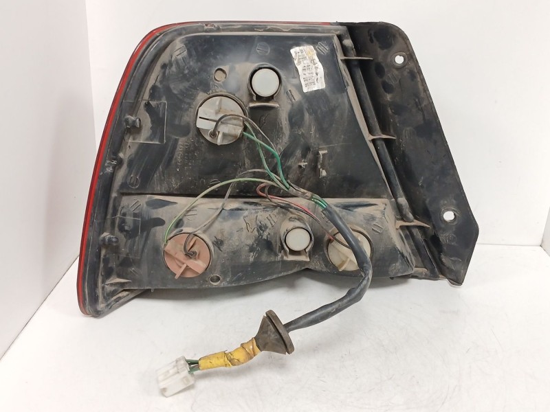 Recambio de piloto trasero derecho para hyundai accent (lc) 1.3 cat referencia OEM IAM  12866 