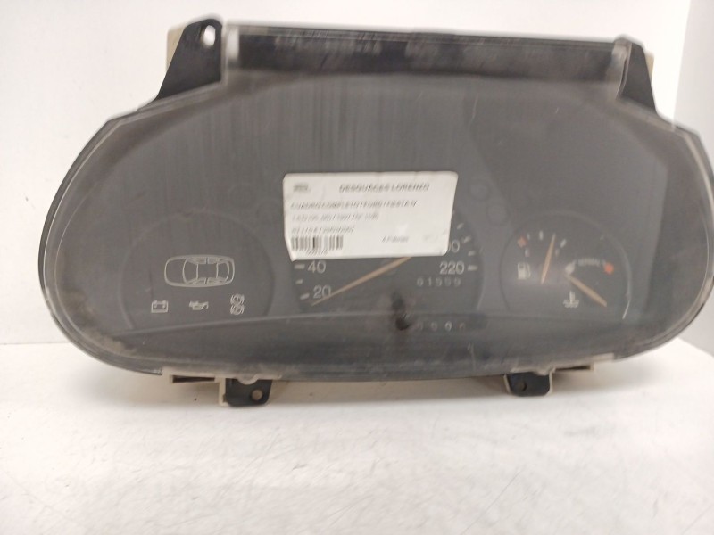Recambio de cuadro instrumentos para ford fiesta berlina 1.8 diesel cat referencia OEM IAM 96FB10838AA  