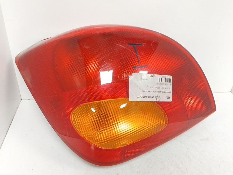 Recambio de piloto trasero izquierdo para ford fiesta berlina 1.8 diesel cat referencia OEM IAM   