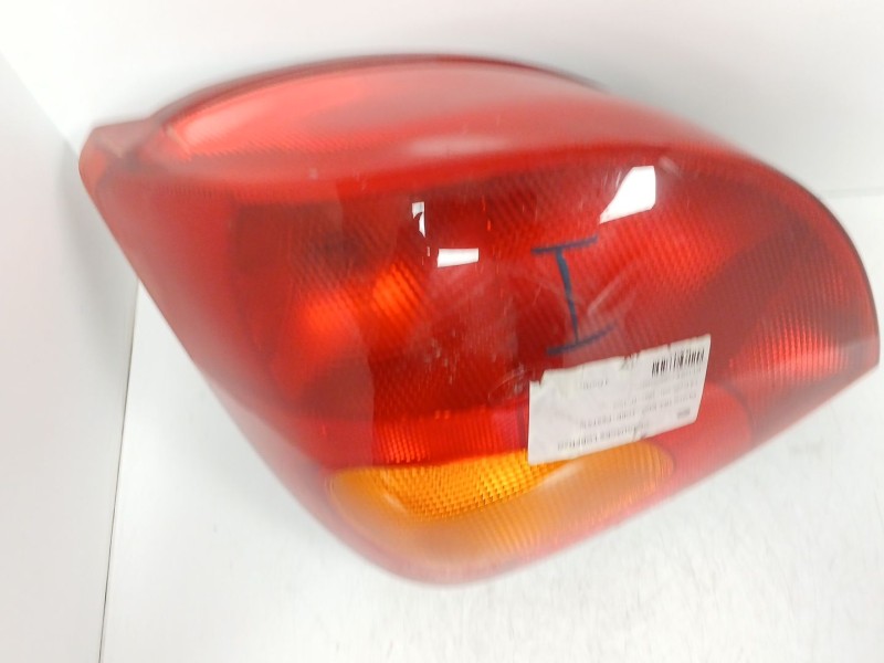 Recambio de piloto trasero izquierdo para ford fiesta berlina 1.8 diesel cat referencia OEM IAM   