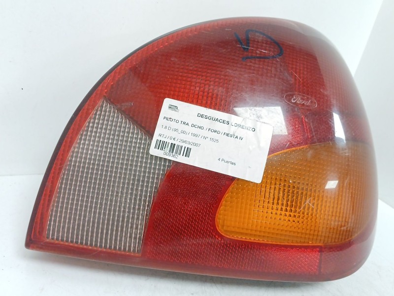 Recambio de piloto trasero derecho para ford fiesta berlina 1.8 diesel cat referencia OEM IAM   