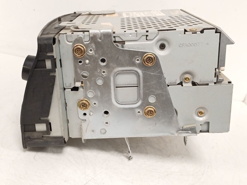 Recambio de sistema audio / radio cd para toyota corolla (e12) 2.0 d-cat referencia OEM IAM 8612002380  