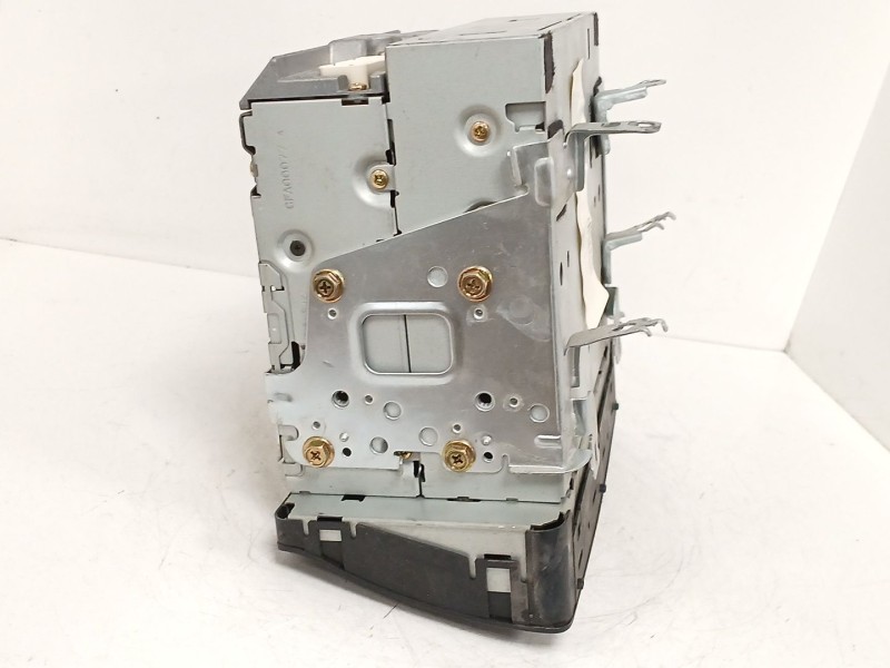 Recambio de sistema audio / radio cd para toyota corolla (e12) 2.0 d-cat referencia OEM IAM 8612002380  