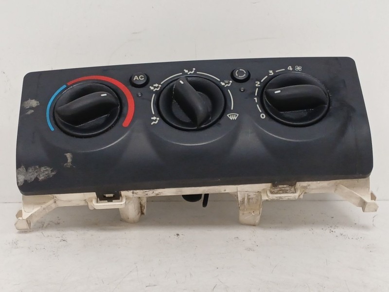 Recambio de mando calefaccion / aire acondicionado para renault clio ii fase ii (b/cb0) 1.5 dci diesel referencia OEM IAM 820014