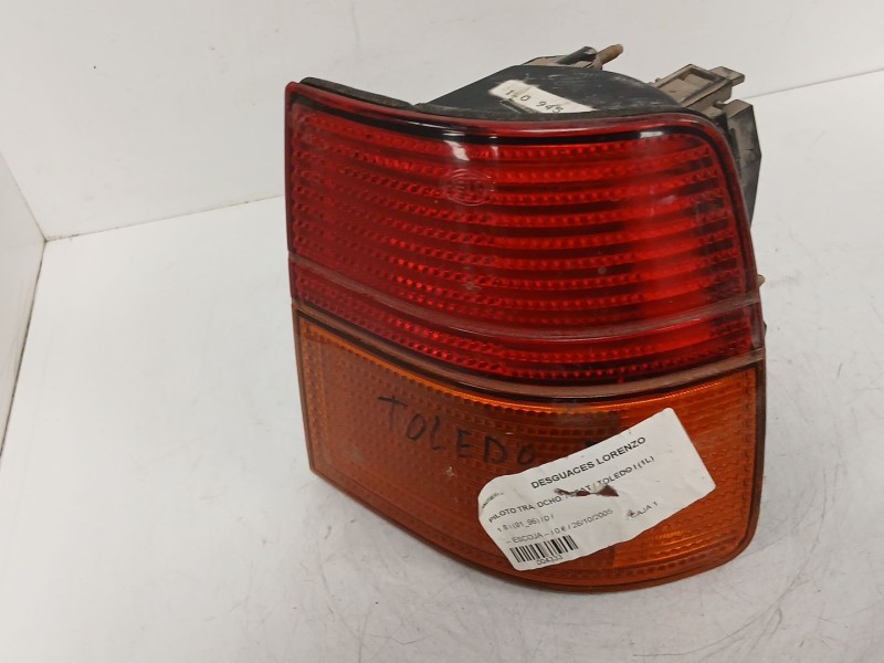 Recambio de piloto trasero derecho para seat toledo (1l) 1.8 cat (rp) referencia OEM IAM  4333 