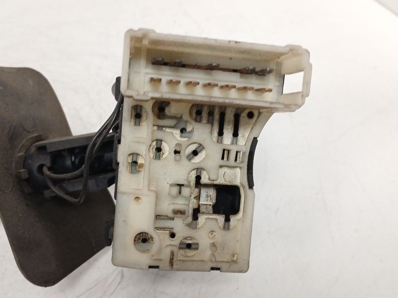 Recambio de mando limpia para renault clio ii fase ii (b/cb0) 1.5 dci diesel referencia OEM IAM  16752 