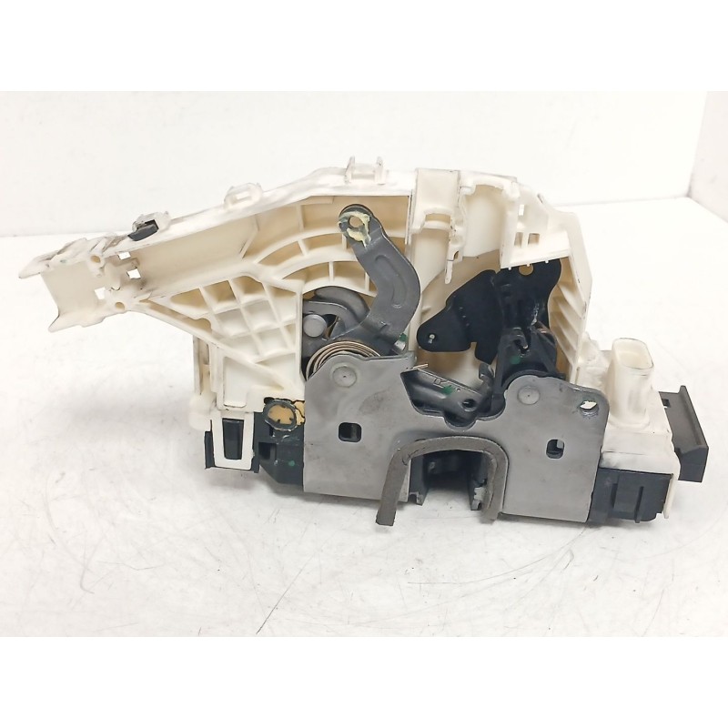 Recambio de cerradura puerta trasera derecha para mercedes-benz clase c (w204) berlina 2.1 cdi cat referencia OEM IAM A204760163