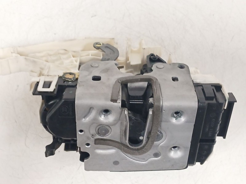Recambio de cerradura puerta trasera derecha para mercedes-benz clase c (w204) berlina 2.1 cdi cat referencia OEM IAM A204760163