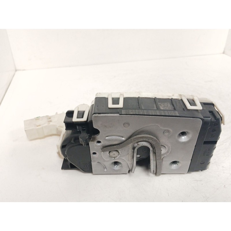 Recambio de cerradura puerta trasera izquierda para mercedes-benz clase c (w204) berlina 2.1 cdi cat referencia OEM IAM A2047602