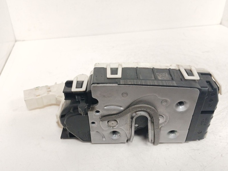 Recambio de cerradura puerta trasera izquierda para mercedes-benz clase c (w204) berlina 2.1 cdi cat referencia OEM IAM A2047602