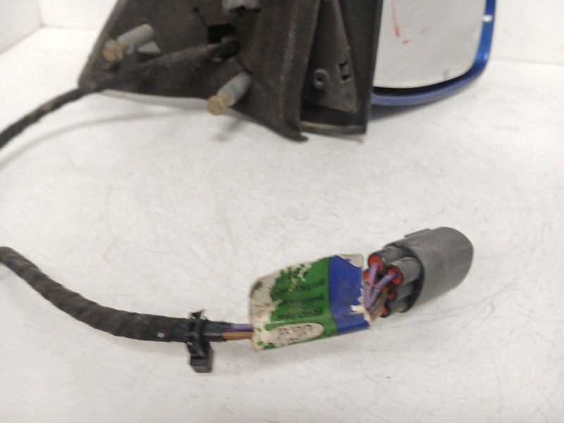 Recambio de retrovisor derecho para ford escort berlina/turnier 1.8 16v cat referencia OEM IAM   
