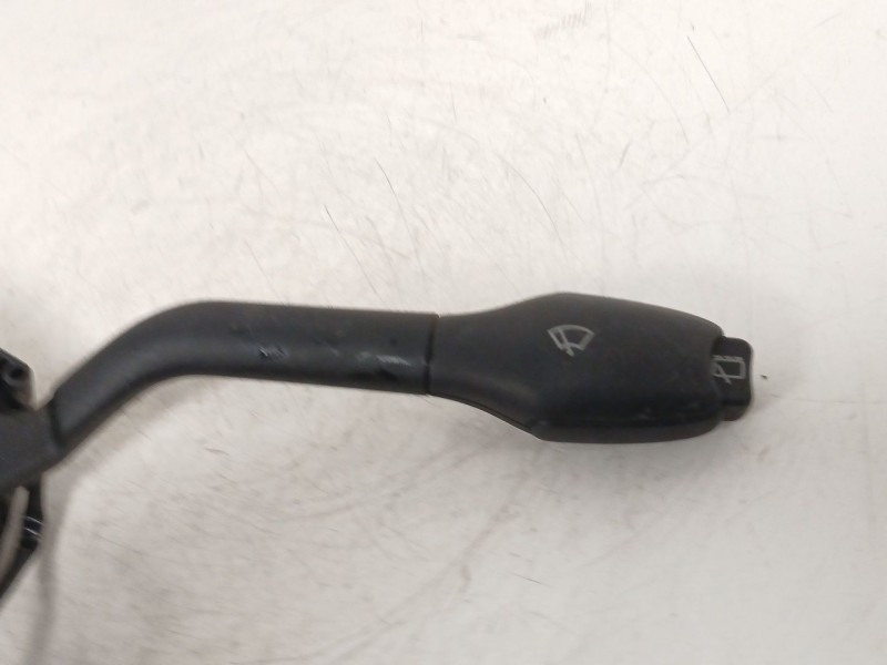 Recambio de mando limpia para volkswagen polo berlina (6n1) referencia OEM IAM  16859 