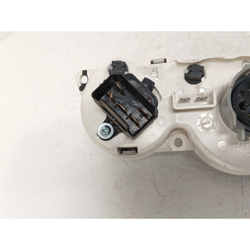 Recambio de mando calefaccion / aire acondicionado para ford focus turnier (cak) 1.8 tddi turbodiesel cat referencia OEM IAM  17
