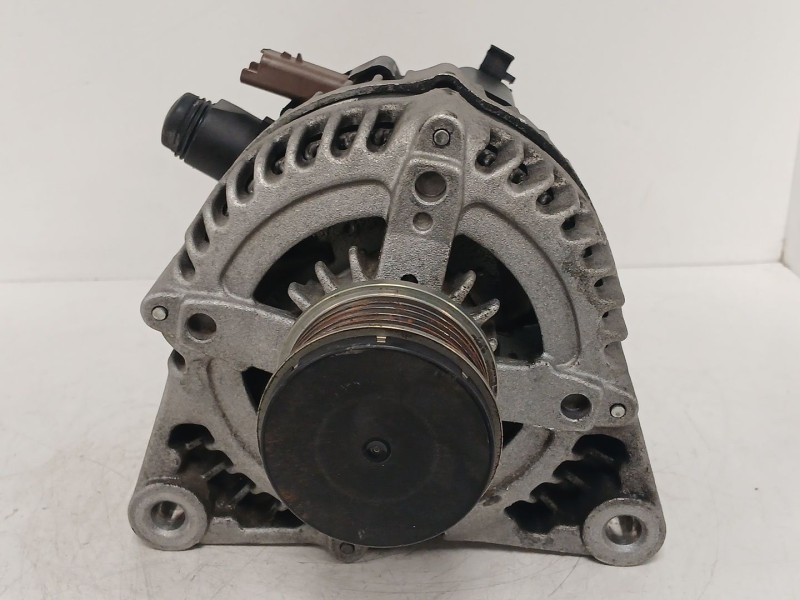 Recambio de alternador para opel corsa f (p2jo) 1.5 (68) referencia OEM IAM 9835688980  