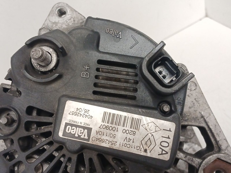 Recambio de alternador para renault megane ii sedán (lm0/1_) 1.6 referencia OEM IAM 8200100907 TG11C011 