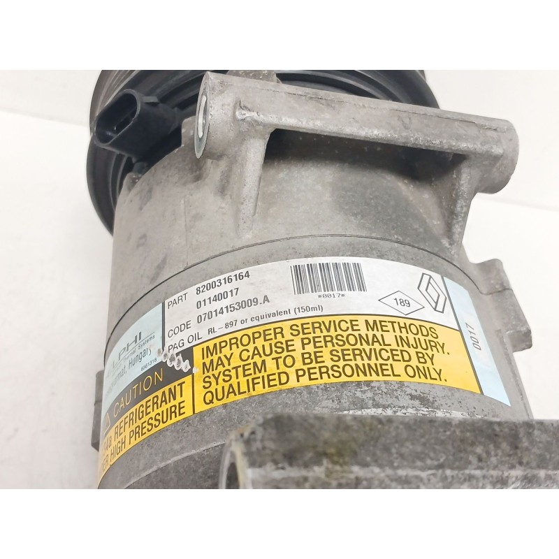 Recambio de compresor aire acondicionado para renault megane ii sedán (lm0/1_) 1.6 referencia OEM IAM 8200316164 0017 