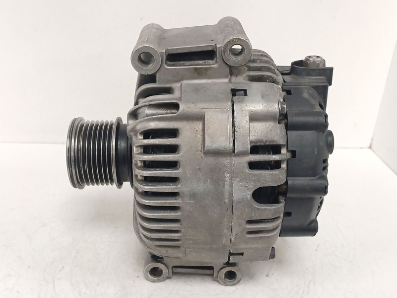 Recambio de alternador para mercedes-benz clase m (w164) ml 320 cdi 4-matic (164.122) referencia OEM IAM 0986083220  