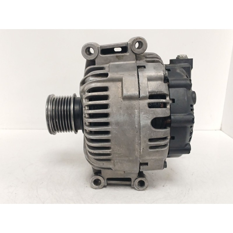 Recambio de alternador para mercedes-benz clase m (w164) ml 320 cdi 4-matic (164.122) referencia OEM IAM 0986083220  