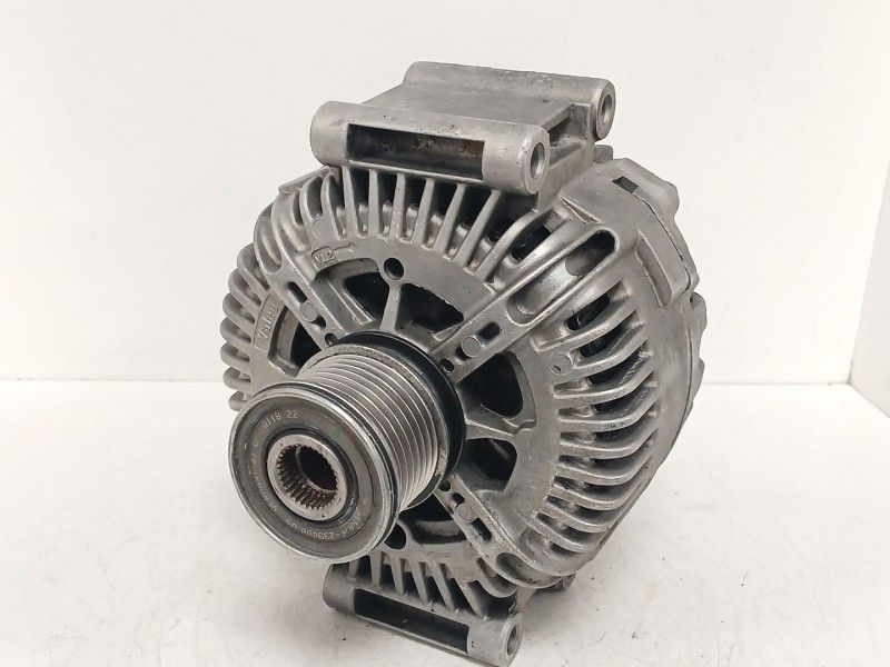 Recambio de alternador para mercedes-benz clase m (w164) ml 320 cdi 4-matic (164.122) referencia OEM IAM 0986083220  