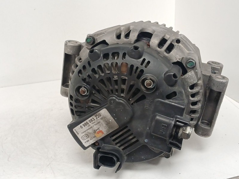Recambio de alternador para mercedes-benz clase m (w164) ml 320 cdi 4-matic (164.122) referencia OEM IAM 0986083220  