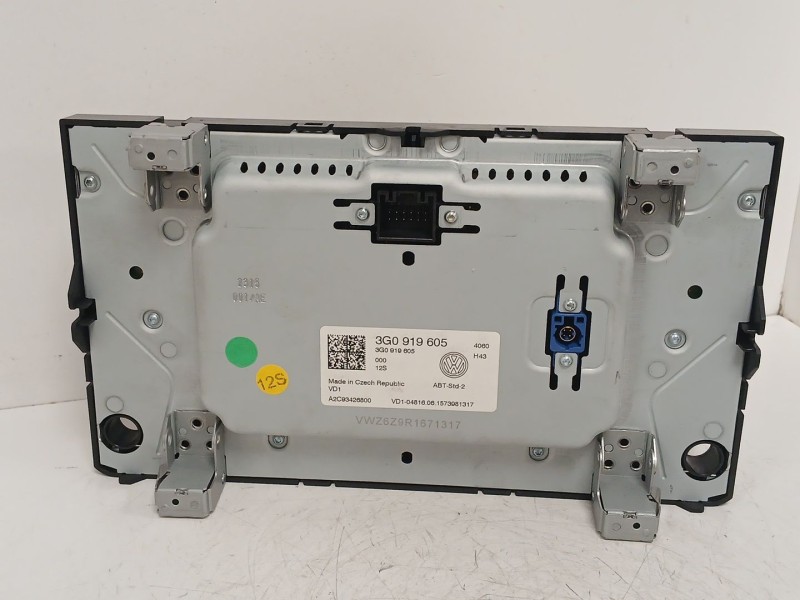 Recambio de sistema audio / radio cd para volkswagen golf vii (5g1, bq1, be1, be2) 1.6 tdi referencia OEM IAM 3G0919605 A2C93426
