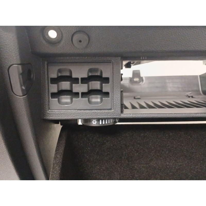 Recambio de guantera para volkswagen golf vii (5g1, bq1, be1, be2) 1.6 tdi referencia OEM IAM 5G1857097 5G1857285 
