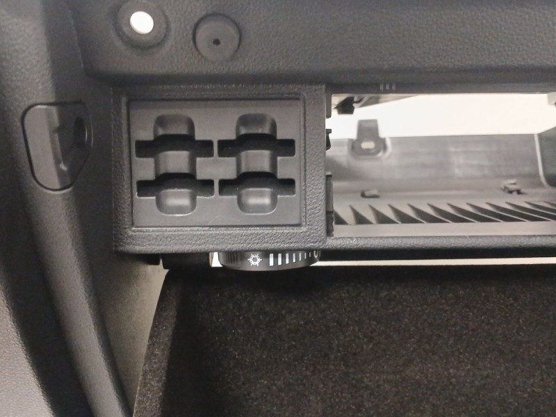 Recambio de guantera para volkswagen golf vii (5g1, bq1, be1, be2) 1.6 tdi referencia OEM IAM 5G1857097 5G1857285 