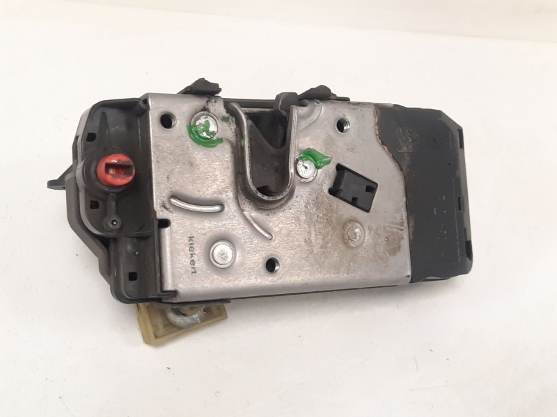 Recambio de cerradura puerta trasera derecha para opel astra h berlina essentia referencia OEM IAM 13210739  