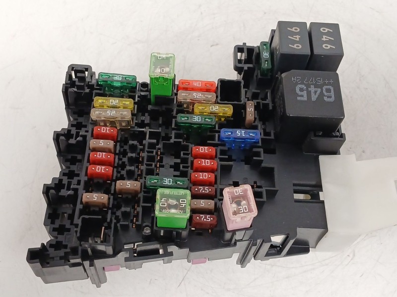 Recambio de caja reles / fusibles para volkswagen golf vii (5g1, bq1, be1, be2) 1.6 tdi referencia OEM IAM 3Q0937615C  