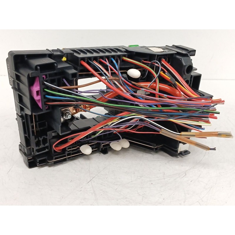 Recambio de caja reles / fusibles para volkswagen golf vii (5g1, bq1, be1, be2) 1.6 tdi referencia OEM IAM 5Q0937125A  