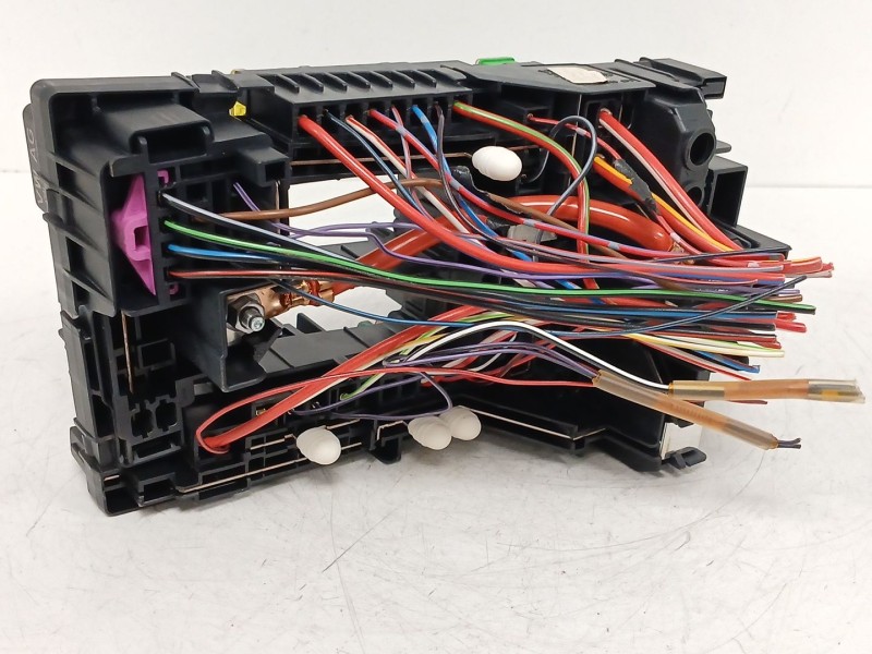 Recambio de caja reles / fusibles para volkswagen golf vii (5g1, bq1, be1, be2) 1.6 tdi referencia OEM IAM 5Q0937125A  