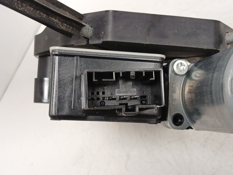 Recambio de elevalunas trasero izquierdo para volkswagen golf vii (5g1, bq1, be1, be2) 1.6 tdi referencia OEM IAM 5Q0959811 5G48