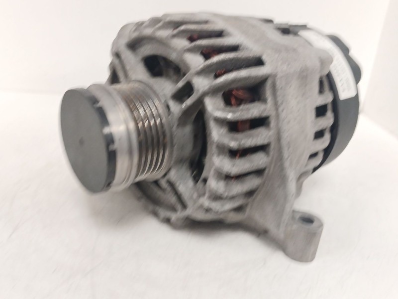 Recambio de alternador para fiat doblo cargo (263_) 1.4 natural power referencia OEM IAM   
