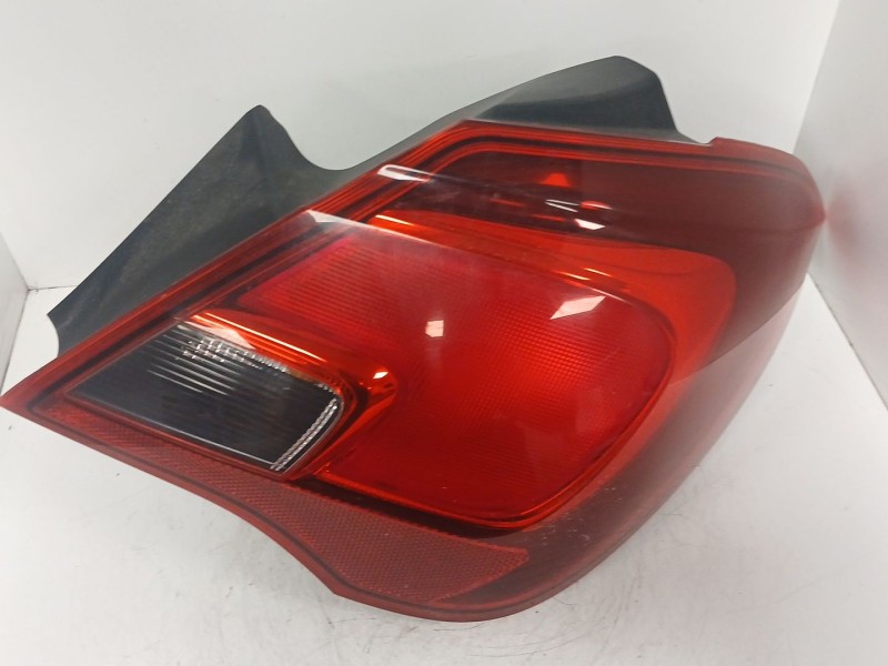 Recambio de piloto trasero derecho para opel corsa e (x15) 1.4 (08, 68) referencia OEM IAM   