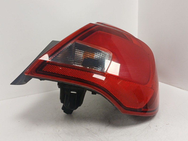 Recambio de piloto trasero derecho para opel corsa e (x15) 1.4 (08, 68) referencia OEM IAM   