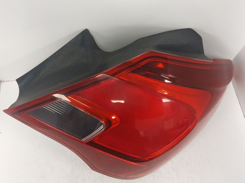 Recambio de piloto trasero derecho para opel corsa e (x15) 1.4 (08, 68) referencia OEM IAM   