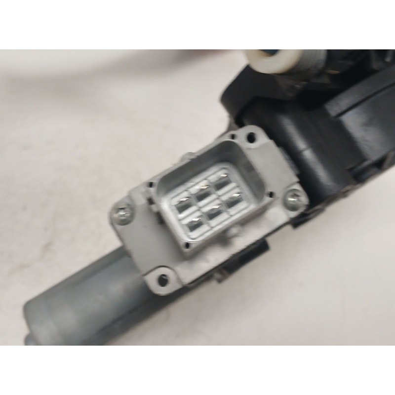 Recambio de elevalunas delantero izquierdo para opel corsa e (x15) 1.4 (08, 68) referencia OEM IAM   