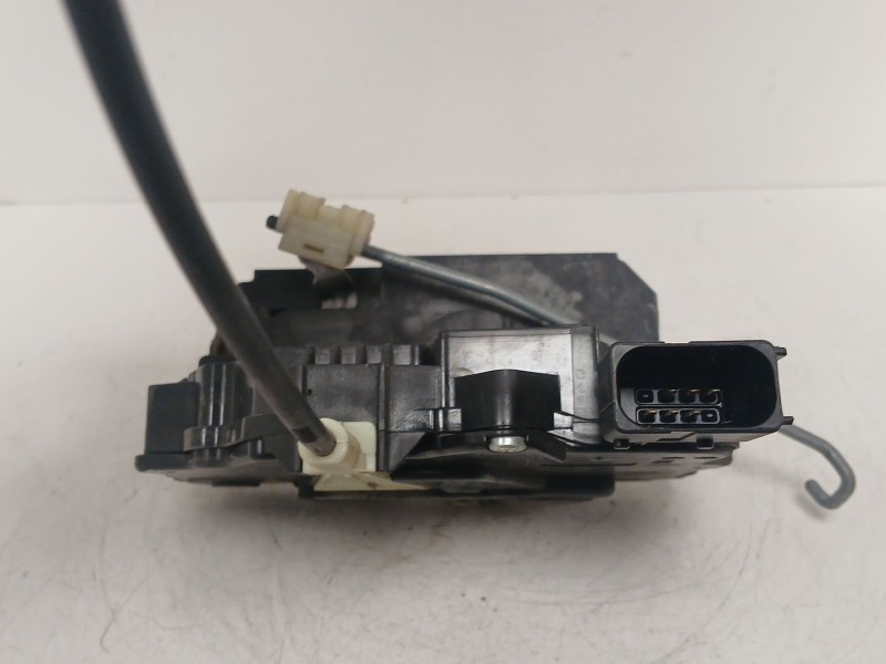 Recambio de cerradura puerta delantera derecha para opel corsa e (x15) 1.4 (08, 68) referencia OEM IAM   