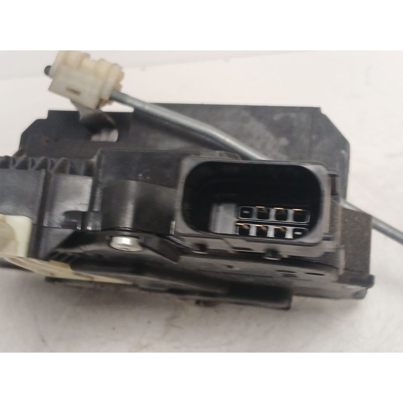 Recambio de cerradura puerta delantera derecha para opel corsa e (x15) 1.4 (08, 68) referencia OEM IAM   