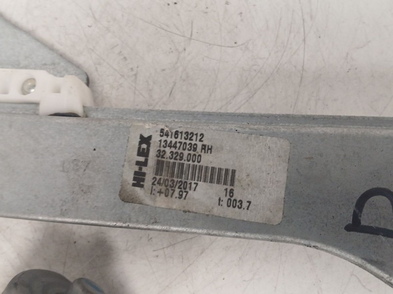 Recambio de elevalunas delantero derecho para opel corsa e (x15) 1.4 (08, 68) referencia OEM IAM 71019003 13447039AH 