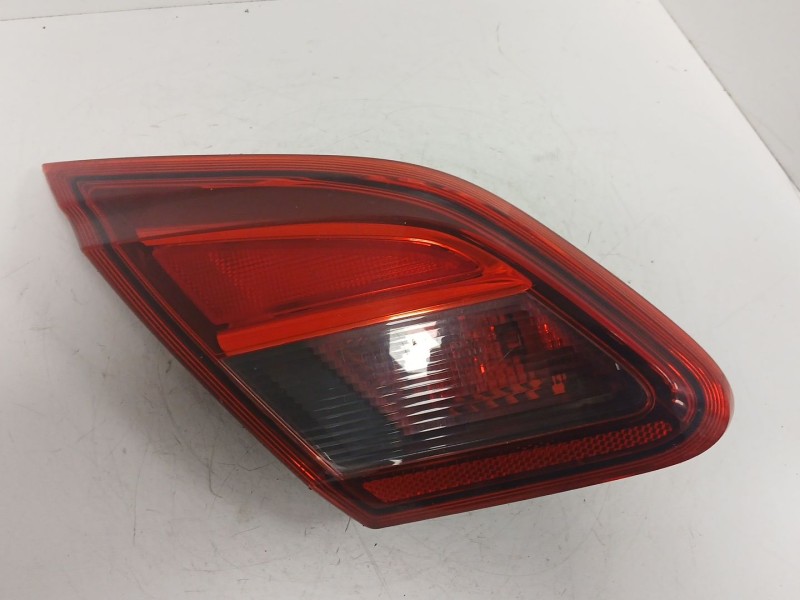 Recambio de piloto trasero izquierdo interior para opel corsa e (x15) 1.4 (08, 68) referencia OEM IAM   