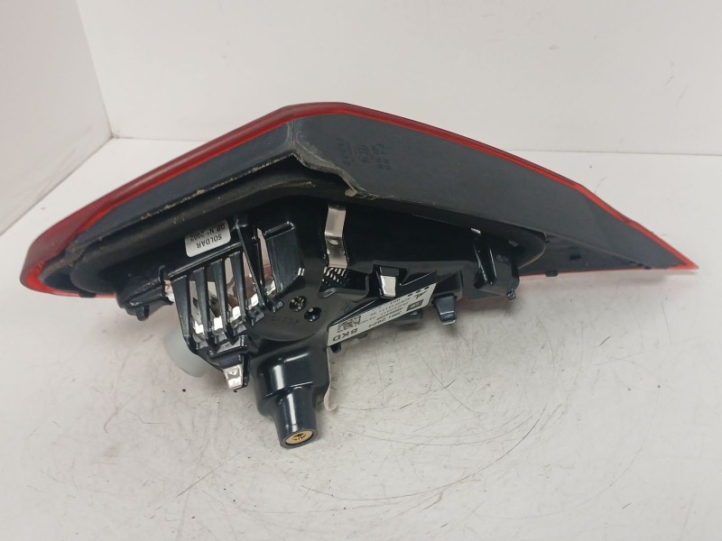 Recambio de piloto trasero derecho interior para opel corsa e (x15) 1.4 (08, 68) referencia OEM IAM 39012624 46003466 