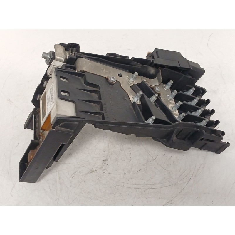 Recambio de caja reles / fusibles para citroën c4 grand picasso i (ua_) 2.0 hdi 138 referencia OEM IAM 28236841 97993N 28257533