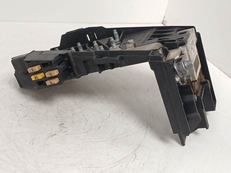 Recambio de caja reles / fusibles para citroën c4 grand picasso i (ua_) 2.0 hdi 138 referencia OEM IAM 28236841 97993N 28257533