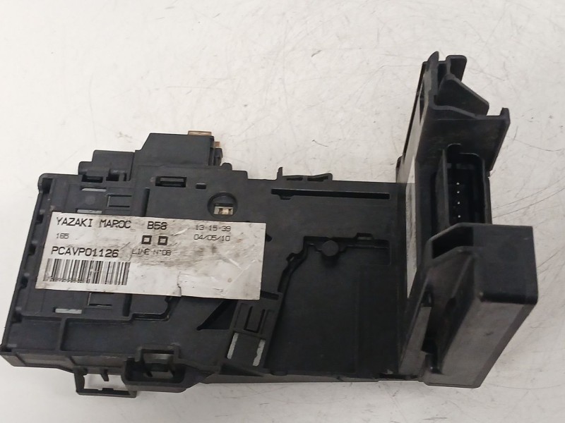 Recambio de caja reles / fusibles para citroën c4 grand picasso i (ua_) 2.0 hdi 138 referencia OEM IAM 28236841 97993N 28257533