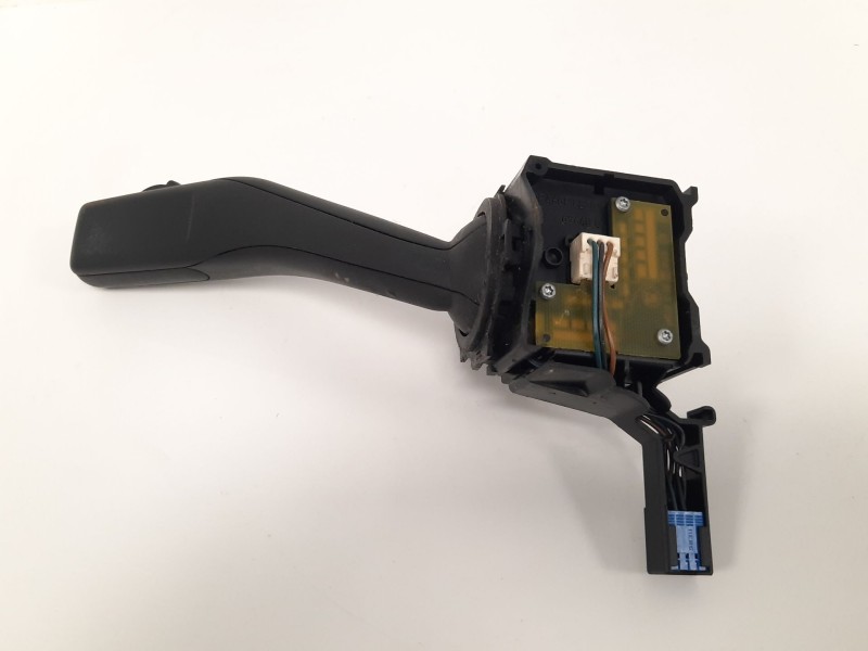 Recambio de mando limpia para seat altea (5p1) arena referencia OEM IAM 1K0953519 CZK03 01203504 Recambio de mando limpia para seat altea (5p1) arena referencia OEM IAM 1K0953519 CZK03 01203504